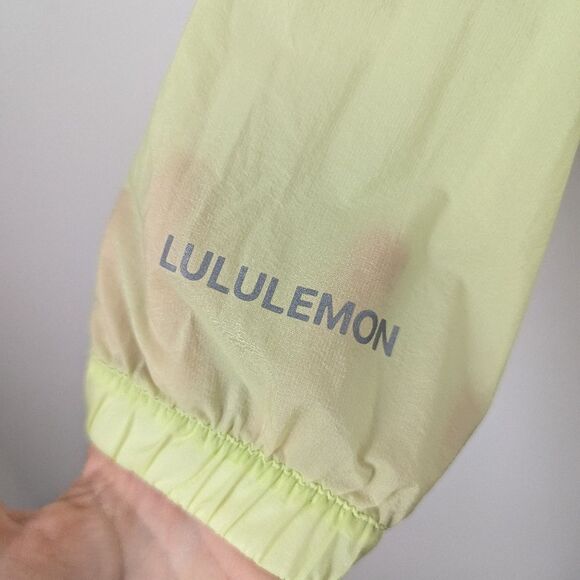 Lululemon neon Crispin Green With The Breeze mesh water repellent jacket - Picture 5 of 7